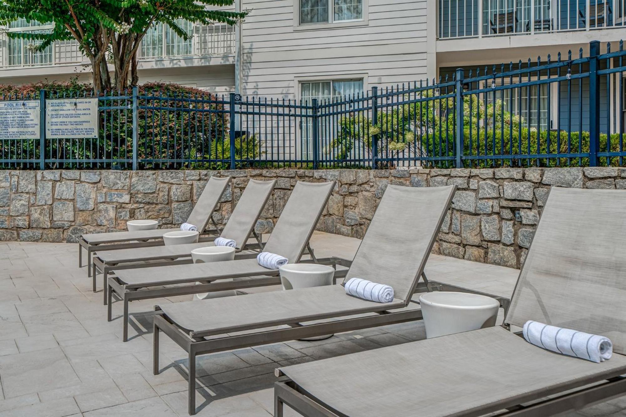 Hotel Indigo Atlanta Vinings By Ihg Smyrna Eksteriør bilde