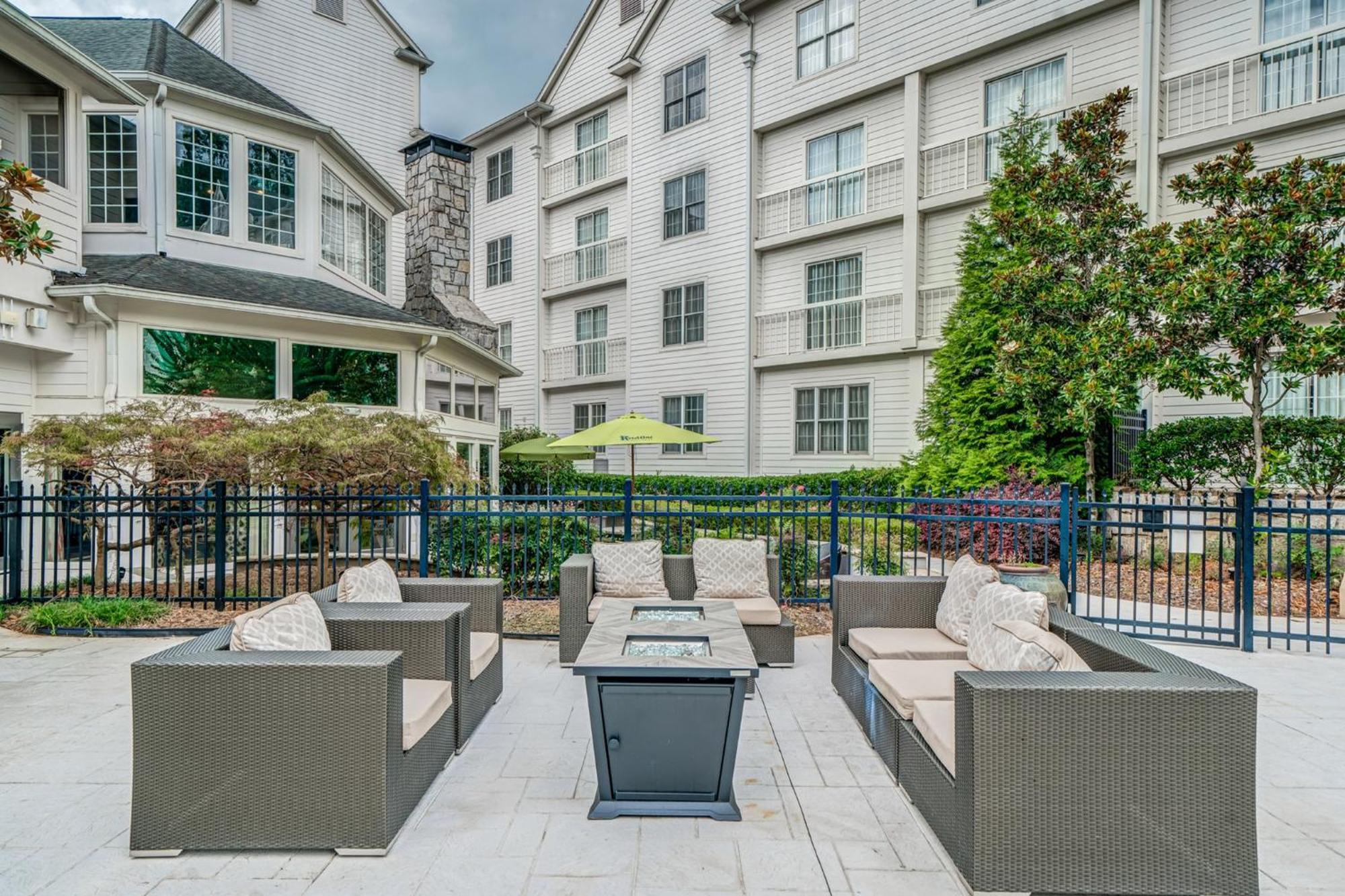 Hotel Indigo Atlanta Vinings By Ihg Smyrna Eksteriør bilde